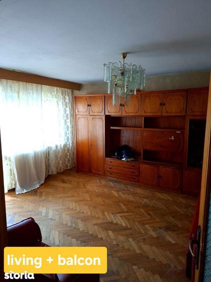 Apartament cu 3 camere decomandat în Găvana