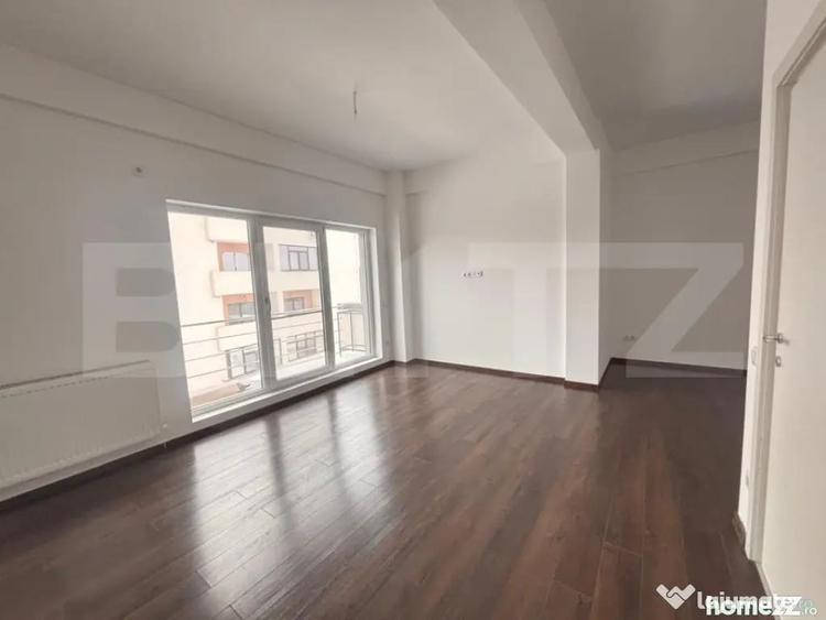 Apartament cu 3 camere decomandat în Viforâta