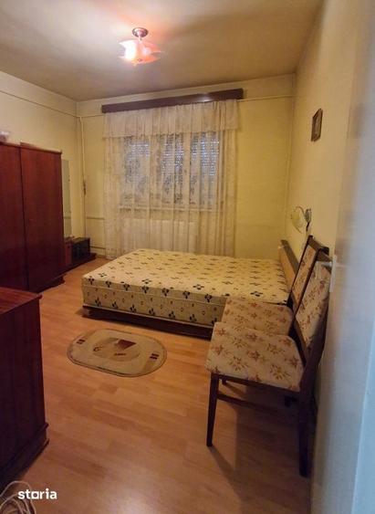 Apartament cu 2 camere decomandat în Vest