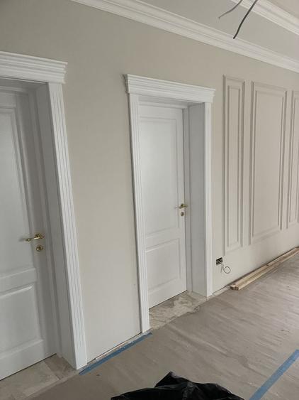 Casă cu 4 camere în Exterior Vest