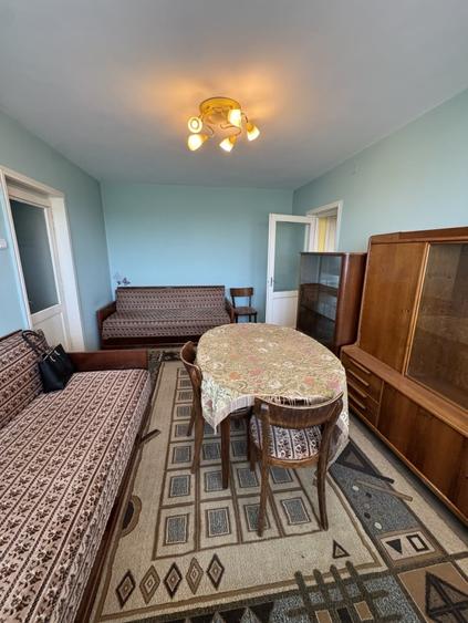 Apartament cu 2 camere semidecomandat în Sud