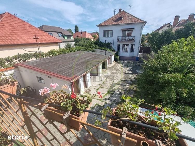 Casă cu 5 camere decomandat cu Teren 770 Mp în Trei Stejari