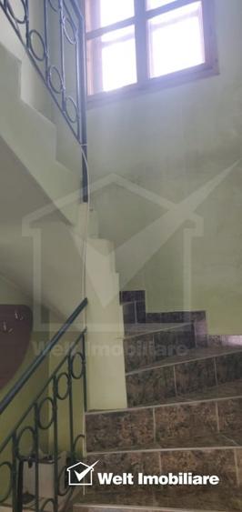 Casă individuală cu 5 camere cu Canalizare în Apahida