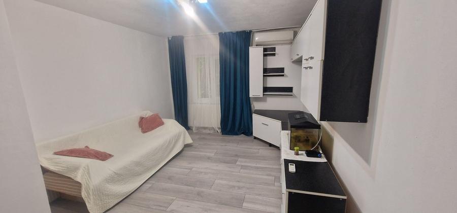 Inchiriez apartament langa liceu - 1