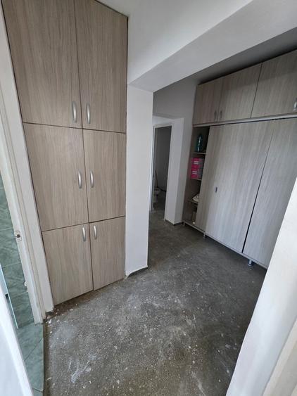 Apartament cu 3 camere decomandat în Dacia
