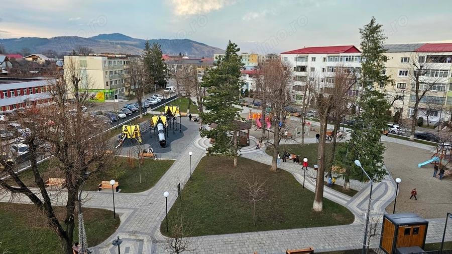 Apartament Moinesti zona Parc Tei - 2