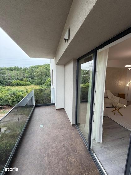 Se inchiriaza apartament cu balcon si parcare inclusa 450 /luna - 8
