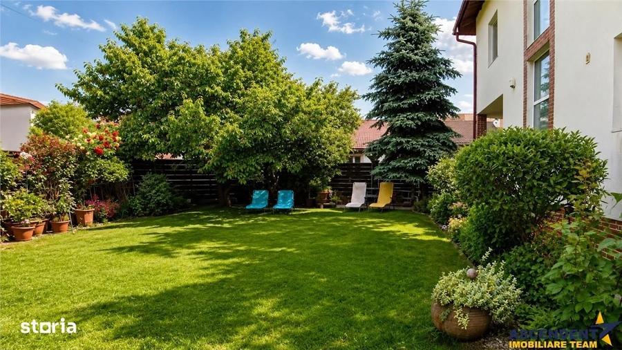 Casă cu 4 camere în Mureșeni
