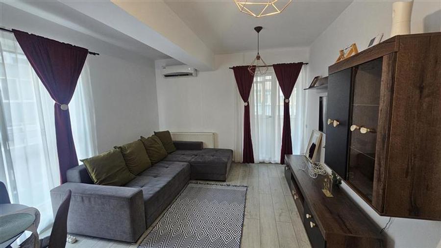 Apartament cu 2 camere decomandat, mobilat în Berceni