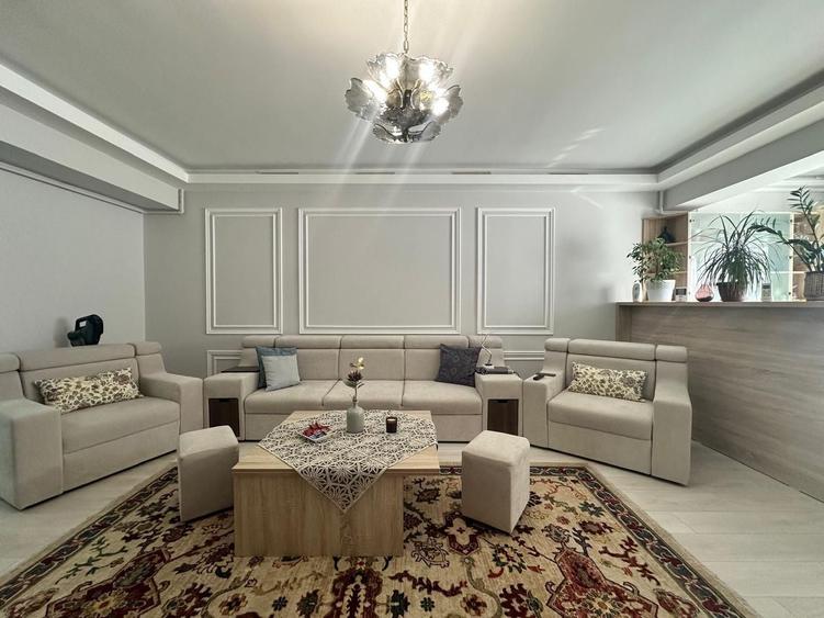 Apartament 3 camere de vanzare Zona Compozitorilor - 1