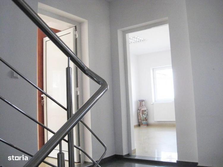 Casă cu 4 camere în Gheorghe Doja