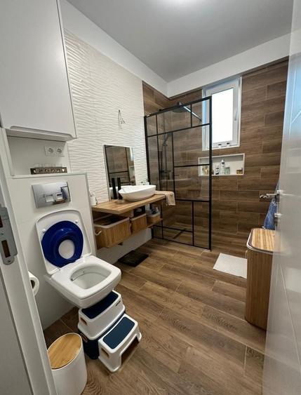 Apartament cu 3 camere în Ampoi 3