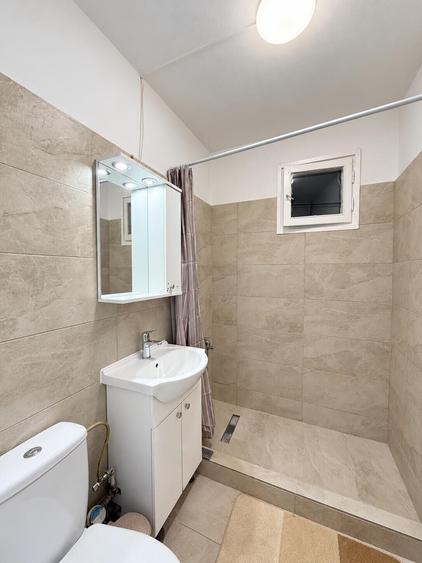 Apartament cu 2 camere semidecomandat, mobilat în Alexandru Obregia