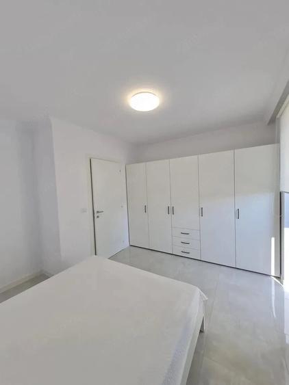 Apartament cu 2 camere decomandat în Torontalului