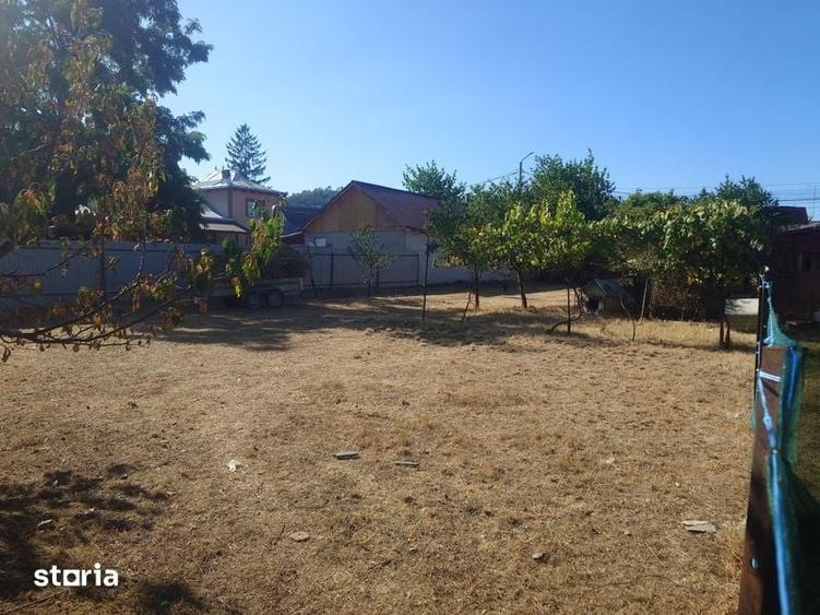 Casă cu 4 camere cu Teren 120 Mp în Central