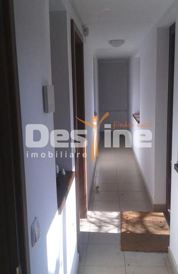 Casă cu 3 camere cu Teren 230 Mp în Grivița