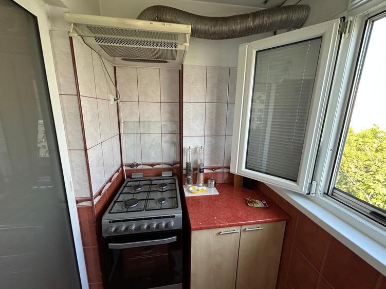 Apartament cu 3 camere decomandat în Nicolae Grigorescu