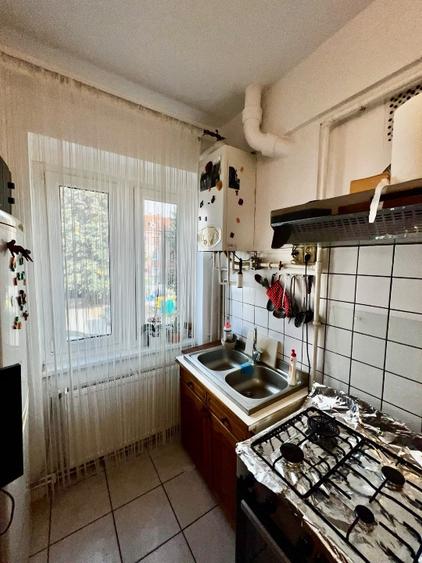 Apartament cu 2 camere decomandat în Moroasa 1