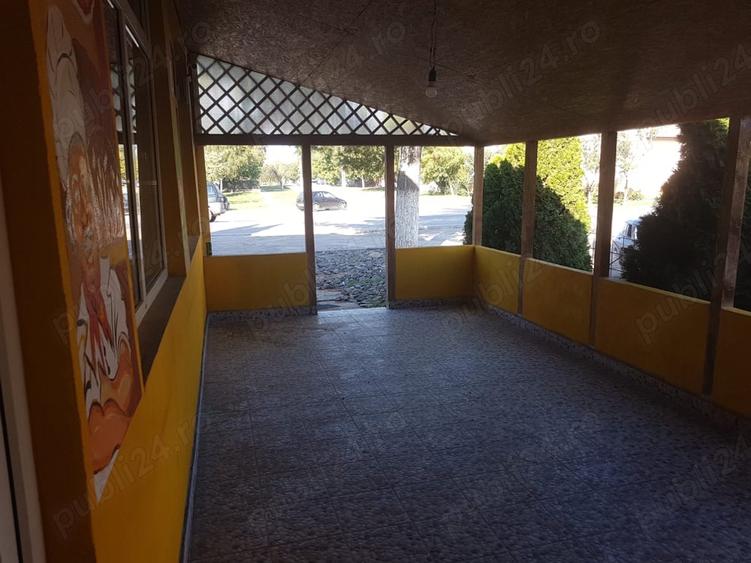 Spațiu comercial, de 200 mp, în Hitiaș