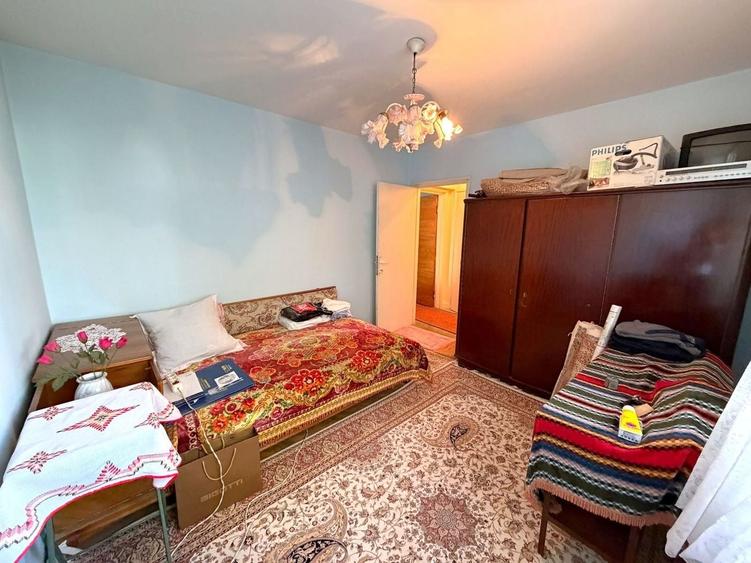 Apartament 3 camere  Etaj 2/4 | Metrou Costin Georgian - 9