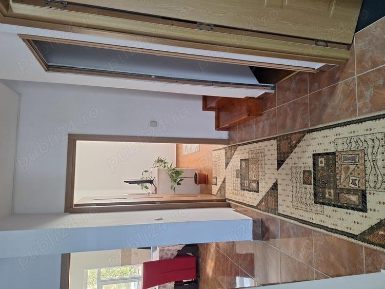Casă cu 5 camere cu Teren 400 Mp în Șofronea