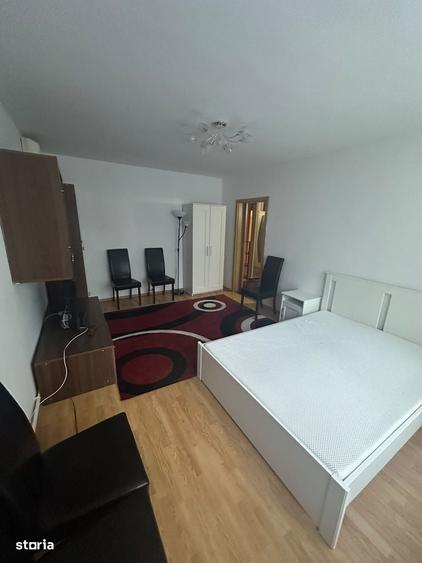 Apartament cu 4 camere în Titan