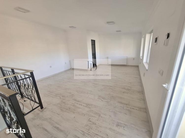 Casă cu 5 camere cu Teren 10 Mp în Central
