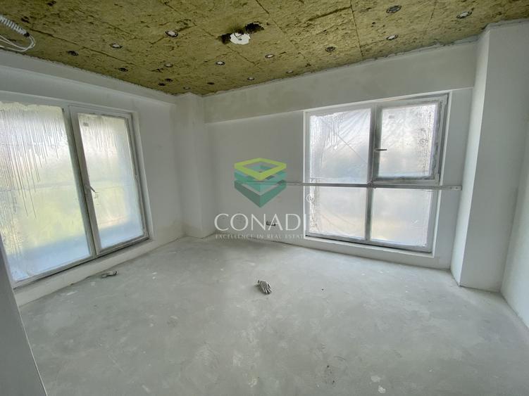 Apartament cu 4 camere decomandat în Cotroceni