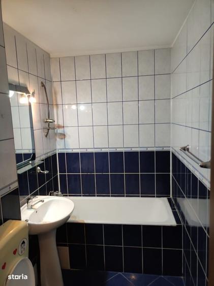 Apartament cu 2 camere decomandat în Olteniței