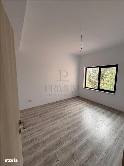 Casă cu 5 camere cu Teren 300 Mp în Central