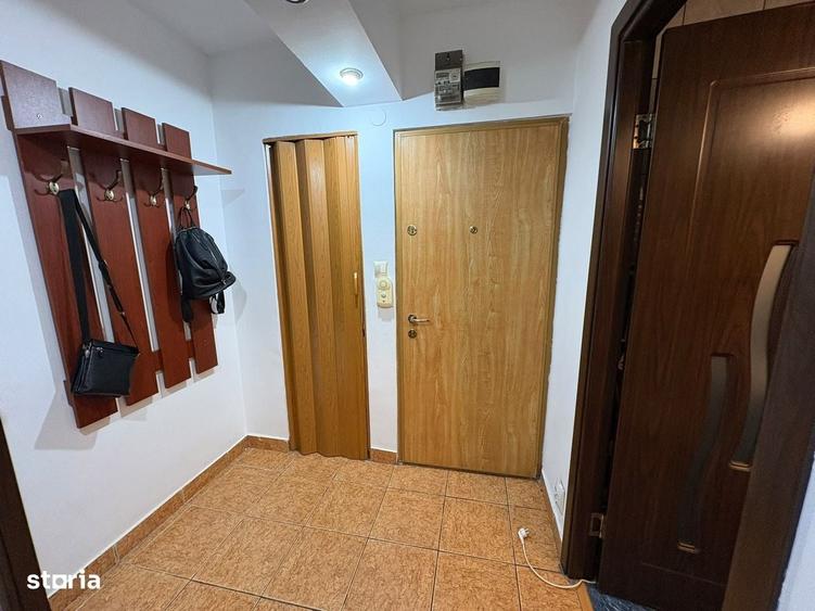 Apartament cu 2 camere decomandat în Eroii Revoluției