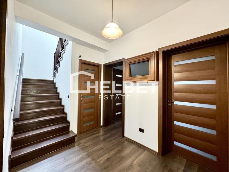 Casă individuală cu 4 camere cu Teren 320 Mp în Central