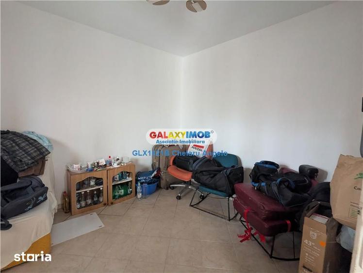 Casă cu 3 camere cu Teren 151 Mp în Andronache