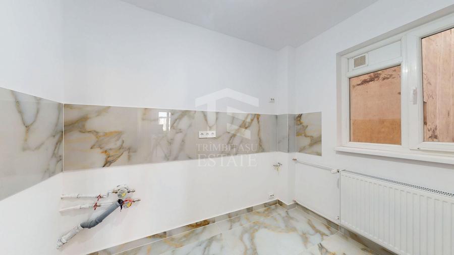 Apartament cu 3 camere decomandat în Drumul Taberei