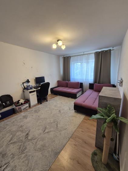 Apartament cu 2 camere decomandat în Dancu