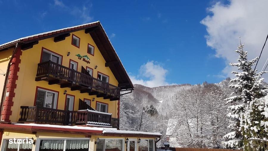 Casă cu 4 camere în Moieciu