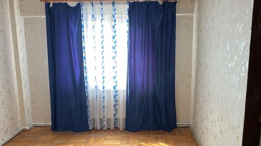 Apartament cu 3 camere nedecomandat în Central