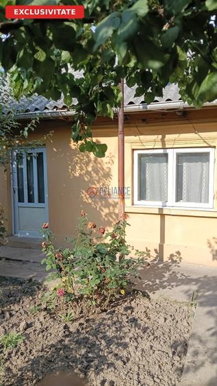 Casă cu 2 camere nedecomandat cu Canalizare în Brătianu