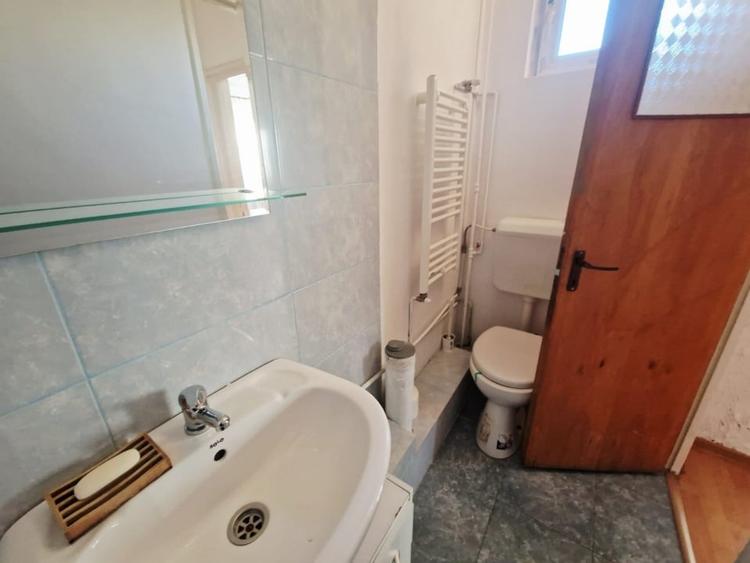 Apartament cu 4 camere decomandat, mobilat în Pantelimon