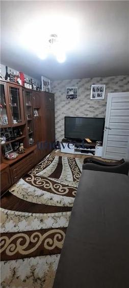 Apartament cu 3 camere decomandat în Carpați 1