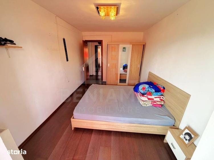 Apartament cu 3 camere decomandat în 1 Mai