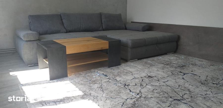 Apartament cu 3 camere decomandat în Rahova
