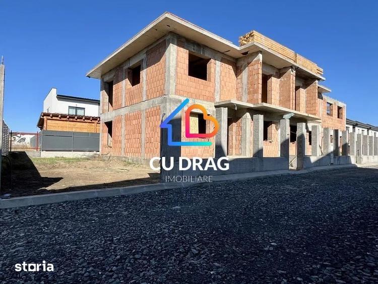 Casă cu 4 camere cu Teren 230 Mp în Șelimbăr