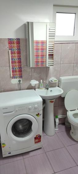 Casă cu 2 camere nedecomandat în Marghiloman