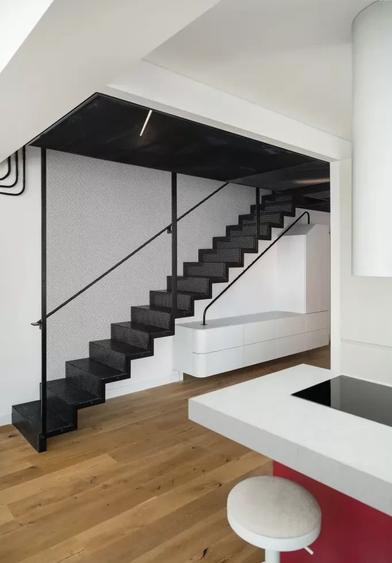 Apartament cu 4 camere decomandat, mobilat în Floreasca