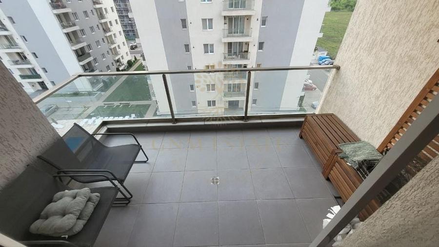Apartament cu 2 camere semidecomandat, mobilat în Prelungirea Ghencea