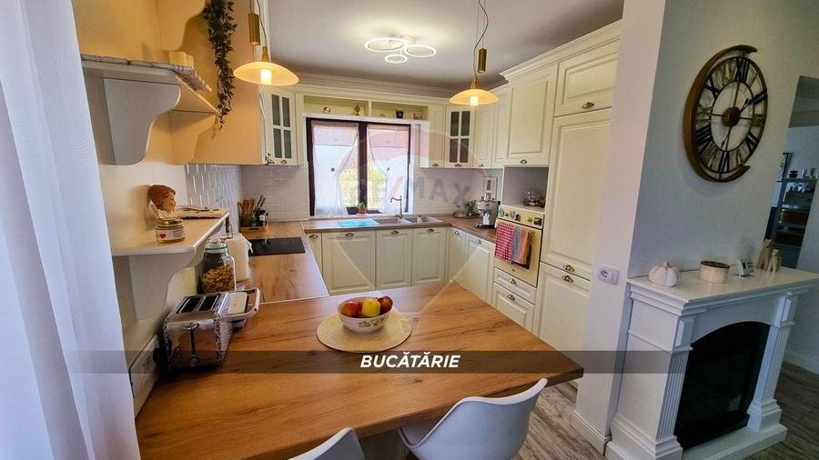 Casă cu 5 camere cu Teren 1000 Mp în Bozânta Mică