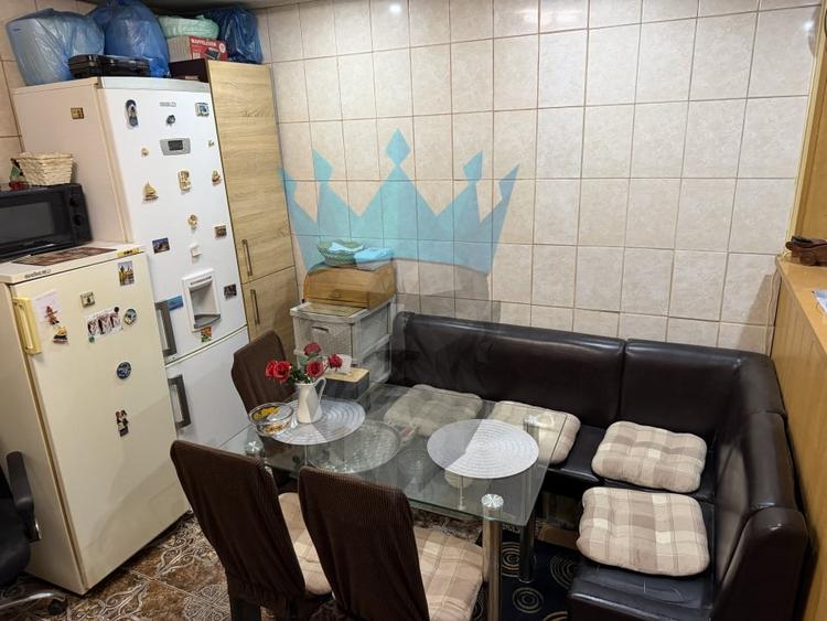 Apartament cu 2 camere decomandat, mobilat în Vitan Mall
