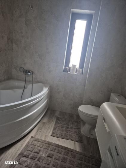 Apartament cu 4 camere în Central