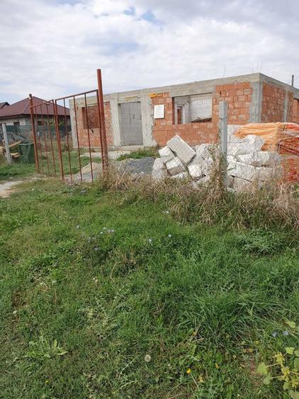 Casă cu 4 camere în Sud